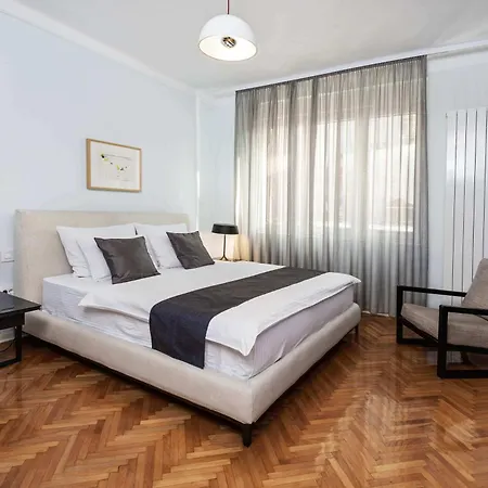 Apartment Two Bedroom With The Free Parking *